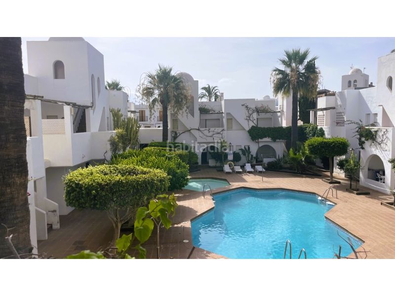 Foto f633ebcd-f2ac-42b0-821a-40dbf3fca3a4. Apartament amb piscina a Las Marinas - Pueblo Laguna Vera