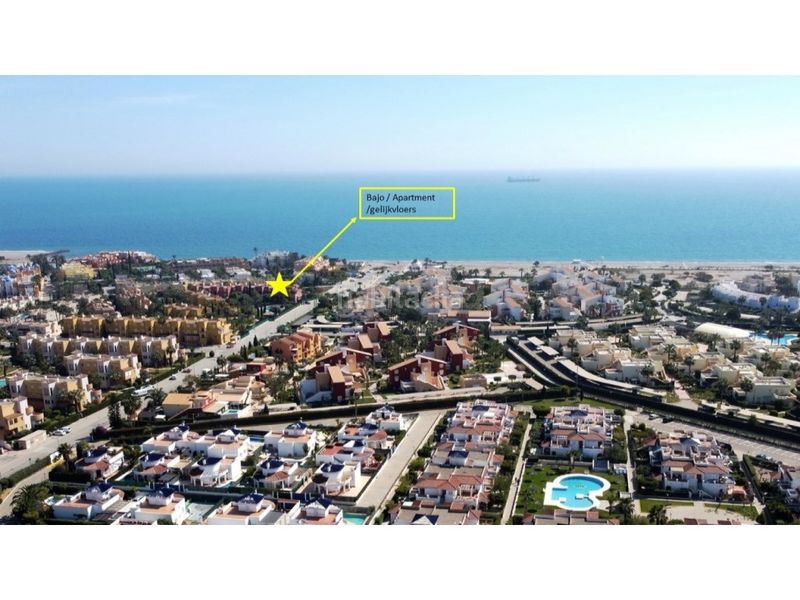 Foto 91a35e69-8363-4a94-8576-e5c69bb3afd8. Apartament amb aparcament piscina a Vera playa naturista Vera