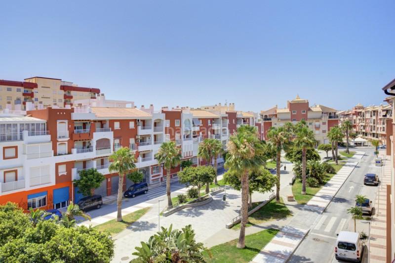 Foto 01aedc4c-c0a5-4c60-9fa0-65b0aede43dd. Àtic a n/a a Calahonda - Carchuna Motril