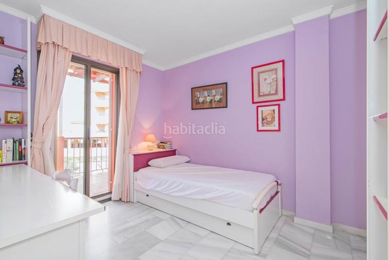 Foto 592449a9-0839-43fe-b050-21ba3aa9e4ca. Reihenhaus in calle paseo marítimo 3 in Salobreña costa Salobreña