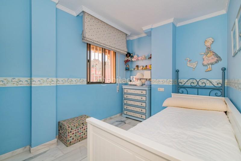 Foto 920b0bf7-996a-4f77-bd24-b0fda46febfe. Reihenhaus in calle paseo marítimo 3 in Salobreña costa Salobreña