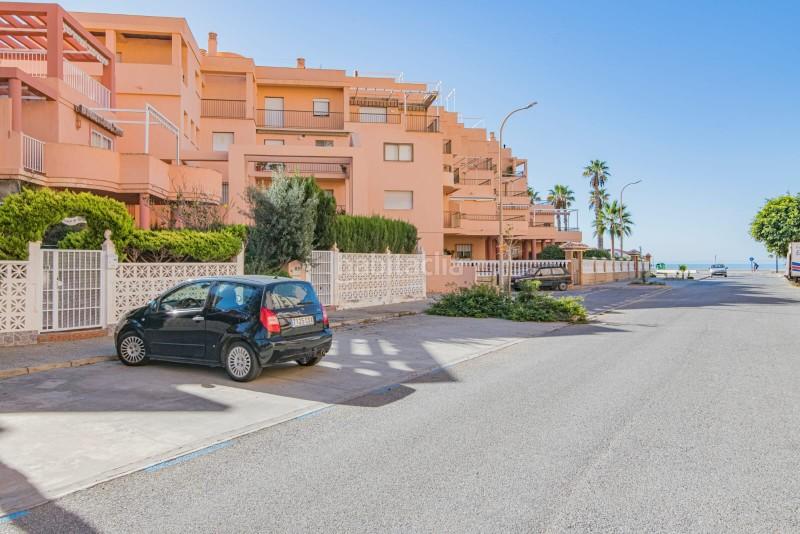 Foto ff566f0c-ff6d-49ca-8445-f19064cba0ce. Reihenhaus in calle paseo marítimo 3 in Salobreña costa Salobreña