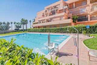 Casa adossada en Calle paseo martimo 3. Adosado en venta en playa salobrea salobrea, granada