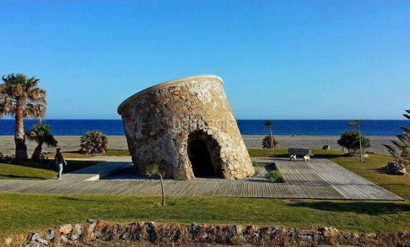 Foto 63dcf804-201a-4371-ac61-bde1940f680a. Parking coche en calle vaguada garaje en venta en calahonda, granada en Motril