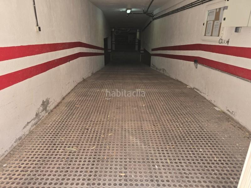 Foto d64f6cb4-4377-4ddc-8fe4-adbc4def22eb. Parking coche en calle vaguada garaje en venta en calahonda, granada en Motril