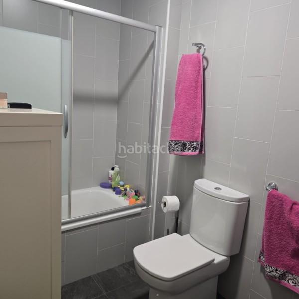 Foto 0ba38075-209a-4796-9b8e-ab830eb578e1. Piso en calle jacaranda piso en venta en , granada en Castell de Ferro