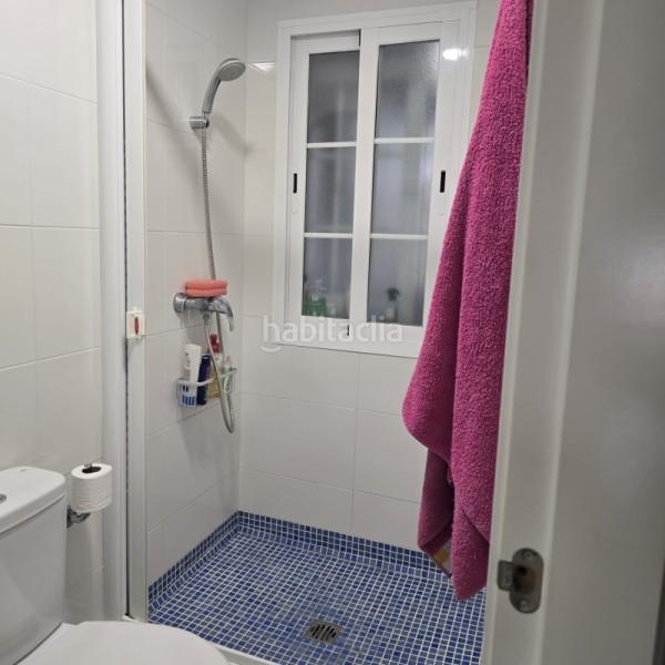 Foto 33c0ff9d-f296-4a2e-b1f9-13bbf8976e0c. Piso en calle jacaranda piso en venta en , granada en Castell de Ferro