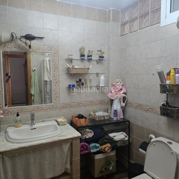 Foto 9f71f267-fcd9-4dd4-bb79-533438a756fc. Casa en calle roble 12 casa en venta en carchuna, granada en Motril