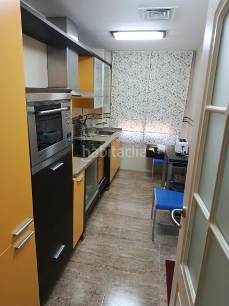 Foto fd988b9f-e34e-4403-9658-2e8b2c0ddf66. Rent flat in calle rector salvador vila hernández in Motril