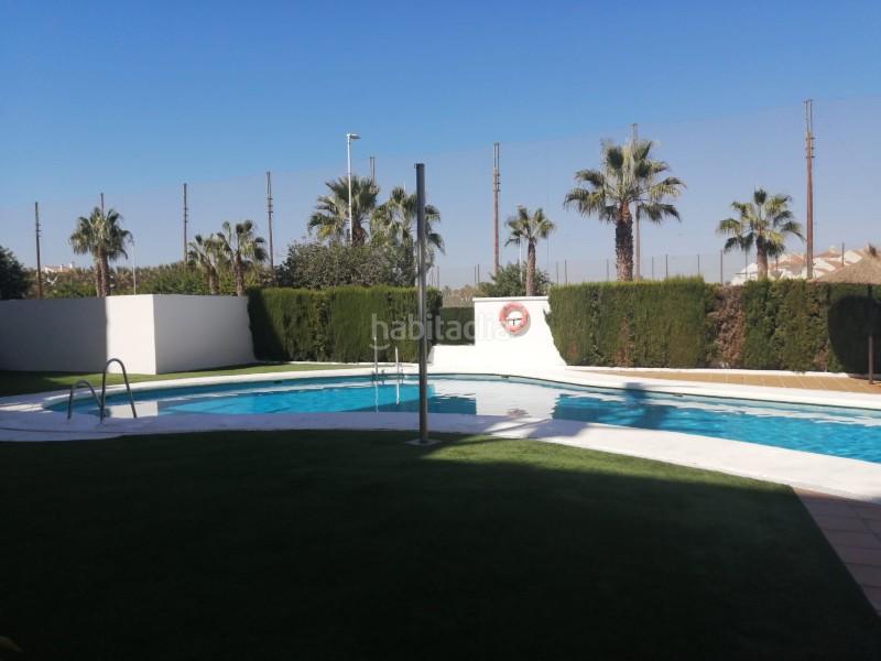 Foto ff2c34ae-a9f2-45a4-acbd-2da67596cf4e. Affitto appartamento in calle rector josé vida soria 2 in Motril