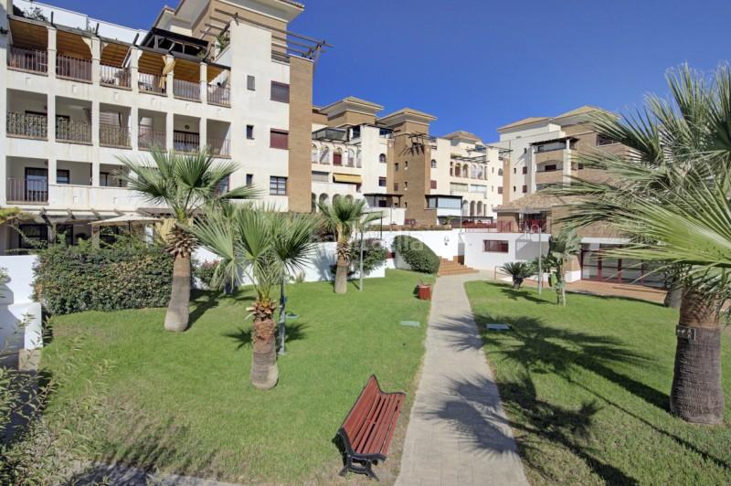 Foto 1f851fb4-d0fe-4410-bc11-f80afa6a98de. Lloguer pis a calle rector josé vida soria 2 a Playa de Granada Motril