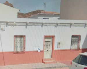 Casa  Calle la fuente. Casa en venta en  calahonda, granada