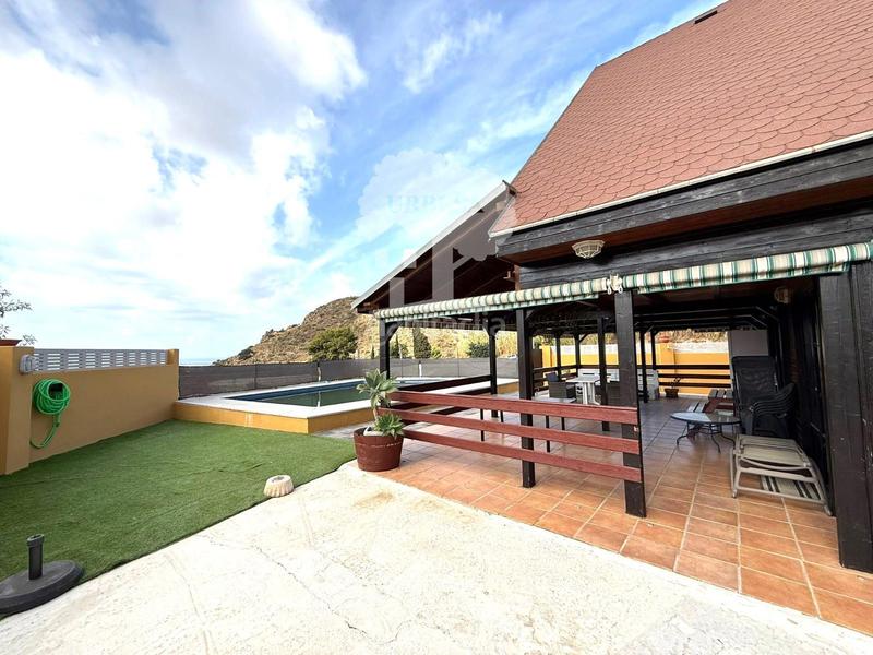 Foto 73b7bbdc-4387-4466-86ae-19c44d2be1c6. Landgut in Los Tablones - La Garnatilla Motril