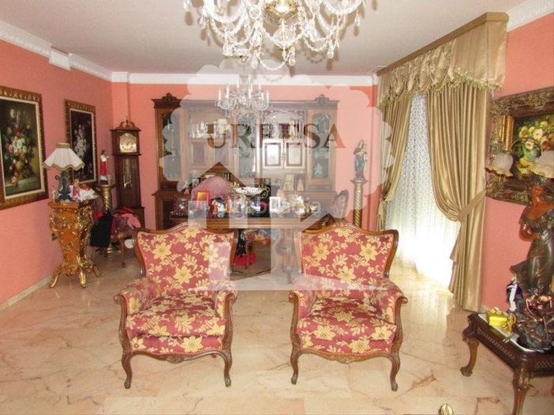 Foto 21fd957b-3696-4e8d-a844-b10f1eb4db83. Chalet avec parking dans Motril ciudad Motril