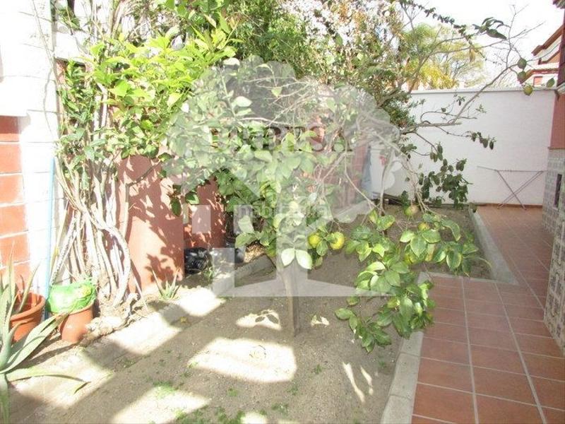 Foto 52b78a61-b106-4932-a78a-e44440bbf118. Chalet avec parking dans Motril ciudad Motril