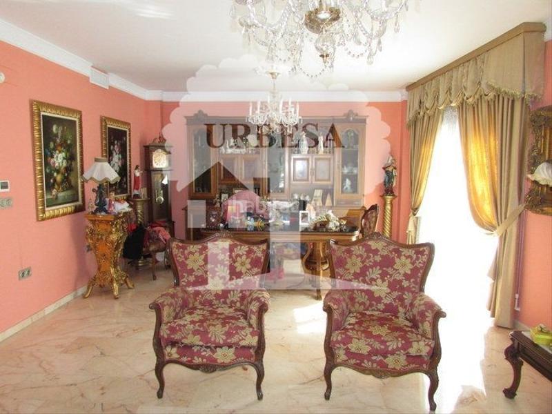 Foto 832728b3-3f3c-40c7-b4df-6ef8fd6f151b. Chalet avec parking dans Motril ciudad Motril