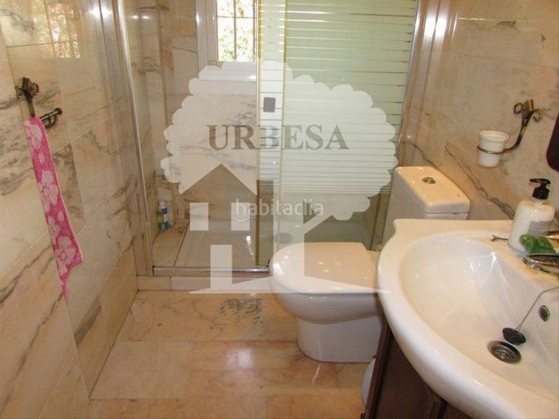 Foto 979d8781-4d39-4947-b34c-61b638185371. Chalet avec parking dans Motril ciudad Motril