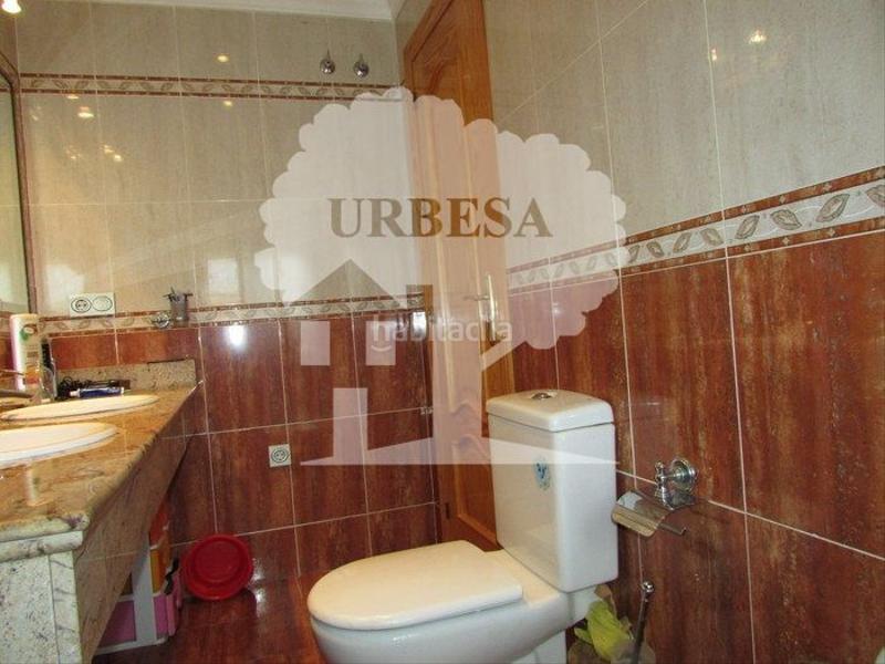 Foto ca2a8f82-cf86-4249-9439-d98922bfff45. Chalet avec parking dans Motril ciudad Motril