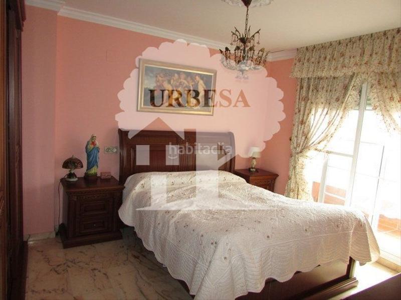 Foto f1564ee4-afed-4a75-9834-dbcd205e0600. Chalet avec parking dans Motril ciudad Motril