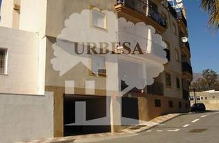 Parking voiture  Almeria. En gualchos