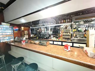 Local Comercial a Motril  ciudad. Se vende bar  en la zona de la aveda de salobreña, comedor inter