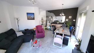 Casa a schiera en Motril  ciudad. Vivienda unifamiliar de 205m2  con magnificas calidades, tres do