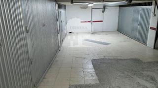 Aparcament cotxe a Motril  ciudad. Vendemos cuatro plazas de garaje, dos cerradas y otras dos abier