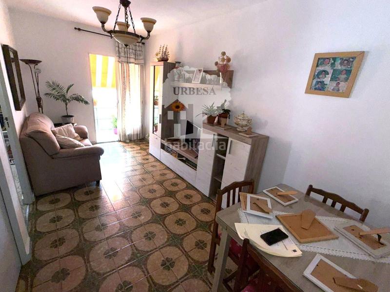 Foto 08417fc1-f2f9-4d02-85fc-d89e3b42c75c. Piso vivienda muy luminosa con tres dormitorios cuarto de baño muy cerca de centro en Motril