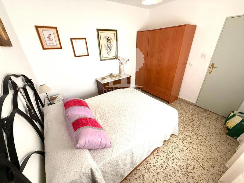 Foto 237ce54e-d9d4-4dc7-955c-61249a6f4e75. Piso vivienda muy luminosa con tres dormitorios cuarto de baño muy cerca de centro en Motril