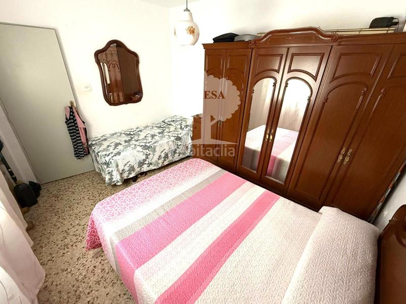 Foto 25612cb6-a423-4ab9-a0df-5ed3b34395fc. Piso vivienda muy luminosa con tres dormitorios cuarto de baño muy cerca de centro en Motril
