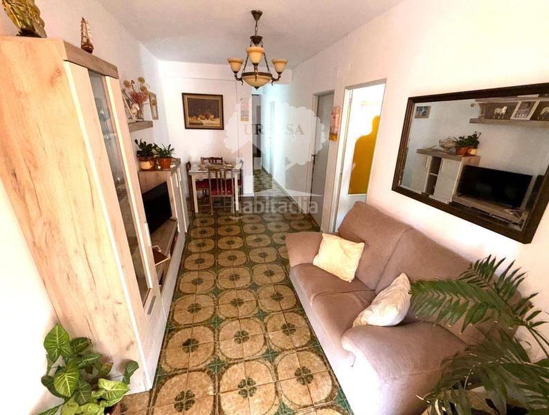 Foto 66702afc-728a-41a8-a0ff-b86e4552841a. Piso vivienda muy luminosa con tres dormitorios cuarto de baño muy cerca de centro en Motril