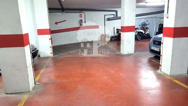 Foto 10d6a08b-f1d6-40be-bc05-e5472dd3008d. Aparcament cotxe a Motril ciudad Motril