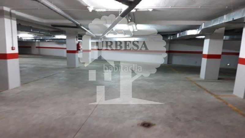 Foto c5009309-eeb7-4886-8933-57677ea4d0d1. Aparcament cotxe a La Herradura Almuñécar