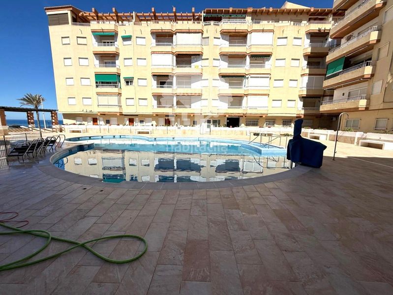 Foto 29f6932f-94ca-4e60-97ce-28541235c693. Pis amb piscina a Torrenueva Motril