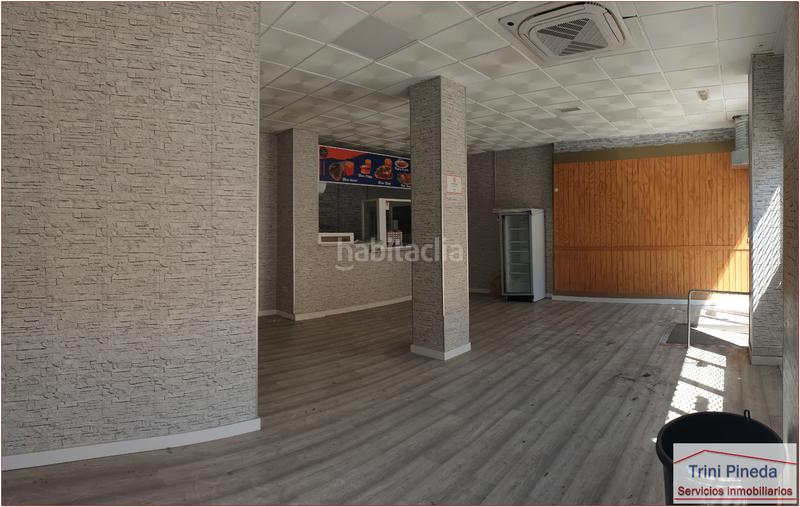 Foto 1de93001-4c04-46f9-a95e-898c9a35a75e. Location local commercial dans Arenal - Museo Sevilla