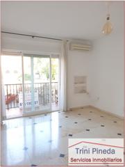 Lloguer Pis  Calle marqués de paradas. Piso de 3 dormitorios, 2 baños, salón independiente con terraza,
