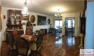 Appartement  Calle arjona. Piso de 172m2 construidos con 4 dormitorios y 3 baños. terraza e