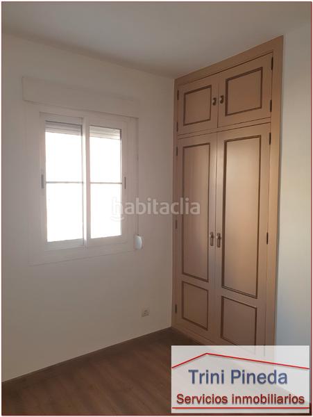 Foto 10b24968-436f-4fa2-8d33-02a22b614e8c. Semi detached house with fireplace parking pool in Sevilla