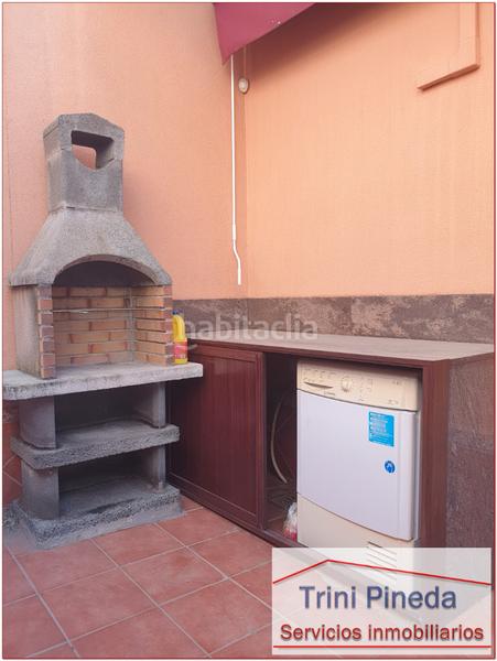 Foto 2487c70d-42fa-456e-93fc-fcbea0b191ca. Semi detached house with fireplace parking pool in Sevilla