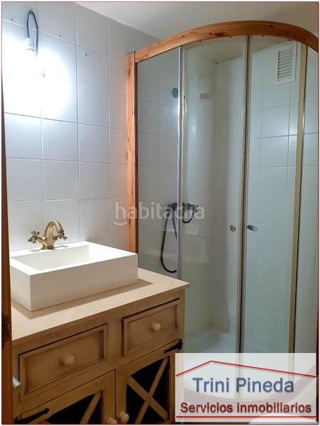 Foto 726a36b9-d3ce-4900-bbc4-0068b77eca60. Semi detached house with fireplace parking pool in Sevilla