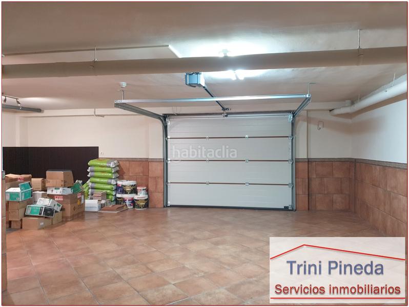 Foto 81d14fcc-e6fc-41c3-ae07-f8fc47094c4b. Semi detached house with fireplace parking pool in Sevilla