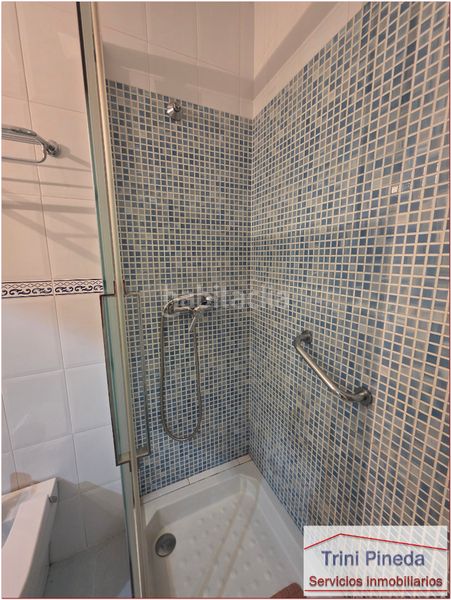 Foto f90a9b87-5f69-4588-acac-92d601479c0f. Pis amb calefacció a Triana Oeste Sevilla