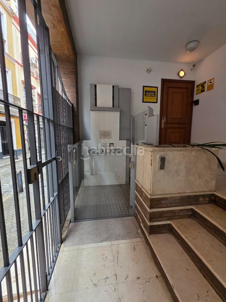 Foto 6c064e3f-b8f7-48c1-91e1-74a1352c9651. Appartamento con parcheggio in Arenal - Museo Sevilla