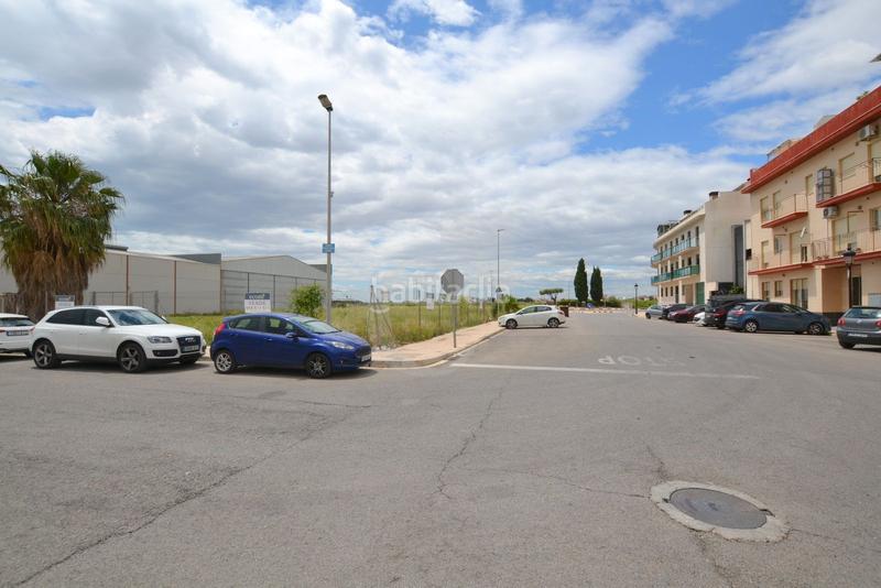 Foto 2210dc9b-98ee-4ea4-aa3a-a9fac02b877e. Terreny residencial a Rafelbunyol