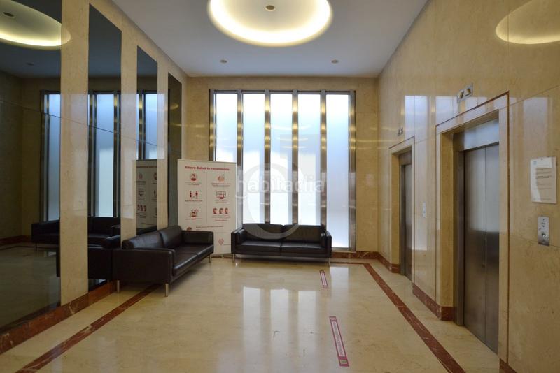 Foto 13e3d18c-1642-4339-84b2-cdee5d40031a. Location bureau avec chauffage dans Barrio de Campanar Valencia