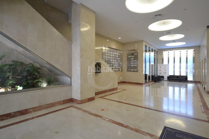 Foto afcfa52f-bf78-42f1-a838-80dc5a22e0c9. Rent office space with heating in Barrio de Campanar Valencia