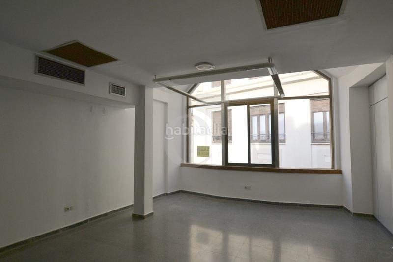 Foto 3ced3373-2a36-42e2-8854-64a6a0cc1b62. Lloguer oficina a Sant Francesc Valencia