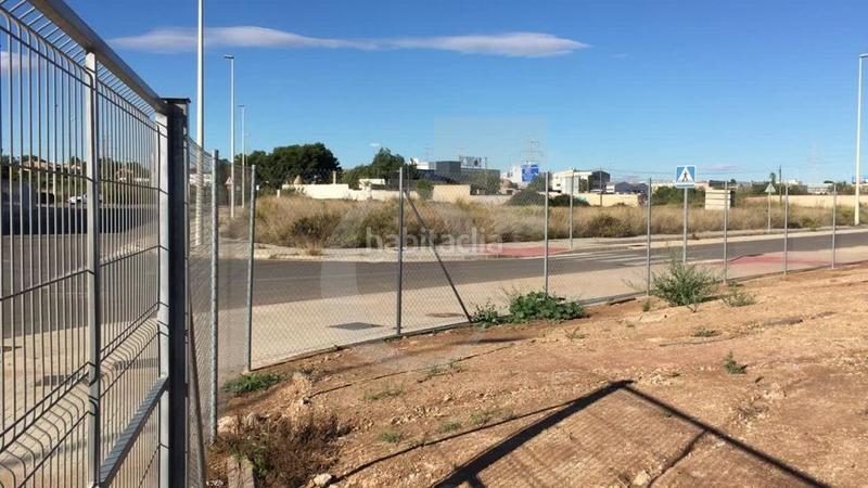 Foto bbb99a0a-4dbd-4954-bc67-d95848d554c9. Terreno residencial solar industrial terciario en Bétera