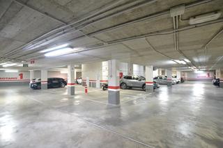 Rent Car parking in Madrina 1. Plaza de garaje calle madrina