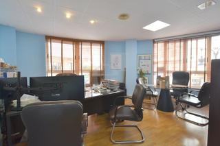 Oficina a El Pilar. Oficina en venta en av. oeste